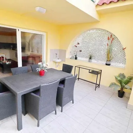Apartament Mare B12 By Tenerife & Sales *