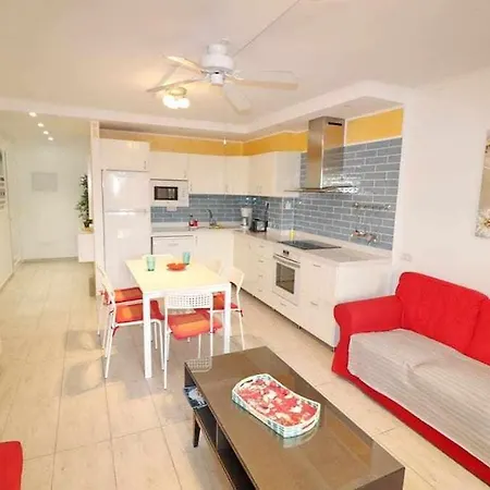 Mare B12 By Tenerife & Sales * أذيخي